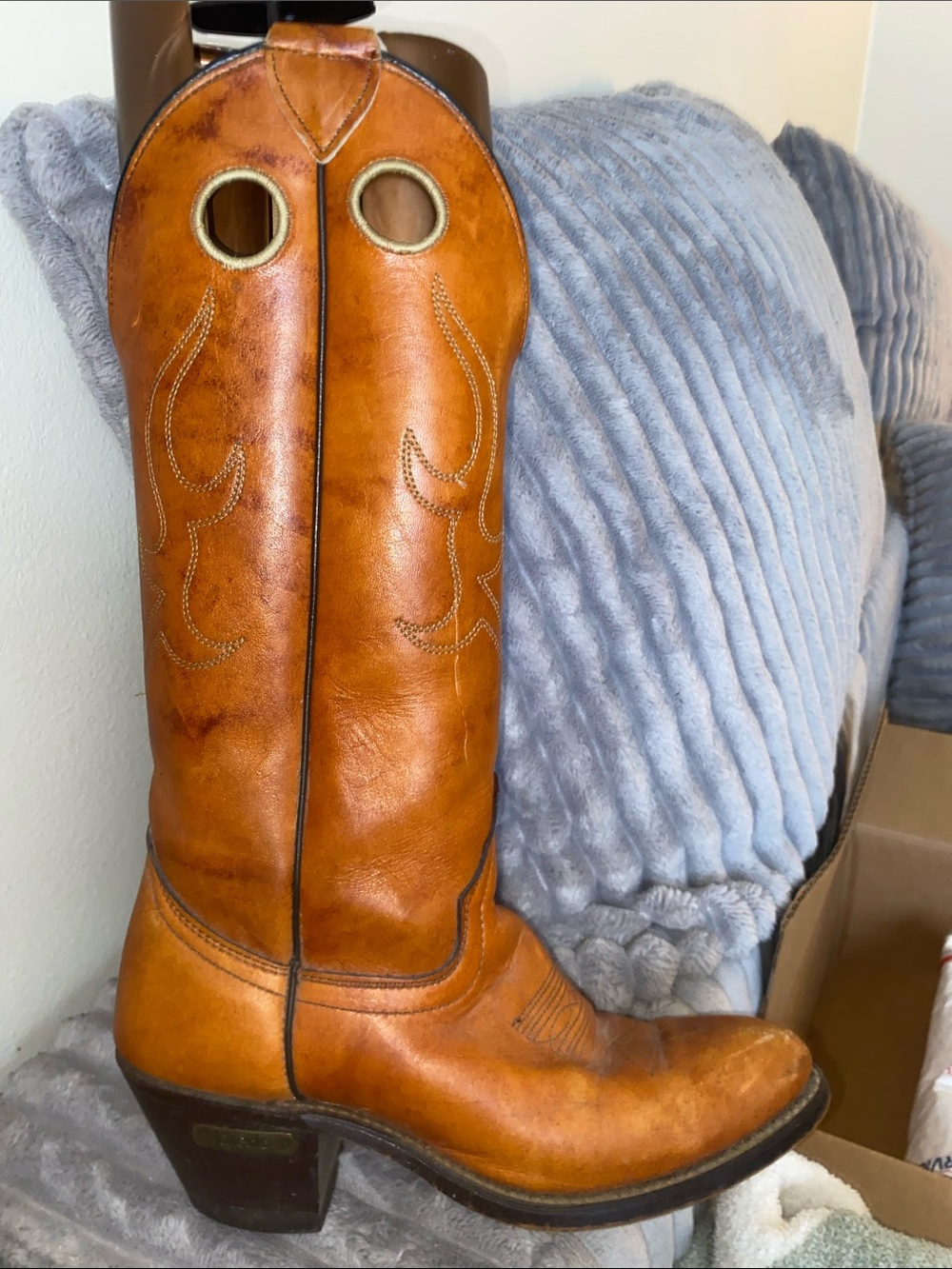 LAREDO CHESTNUT 7 COWBOY BOOTS TALL 15.5 TALL WOMENS